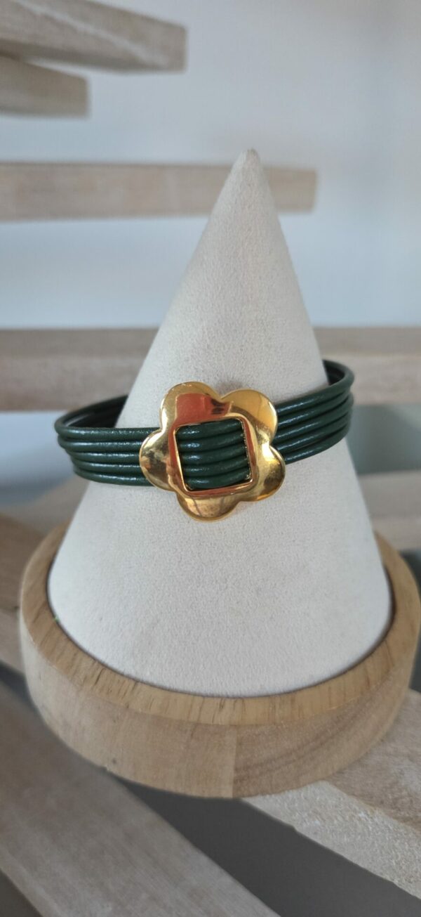 Bracelet femme cuir rond vert foncé et fleur dorée