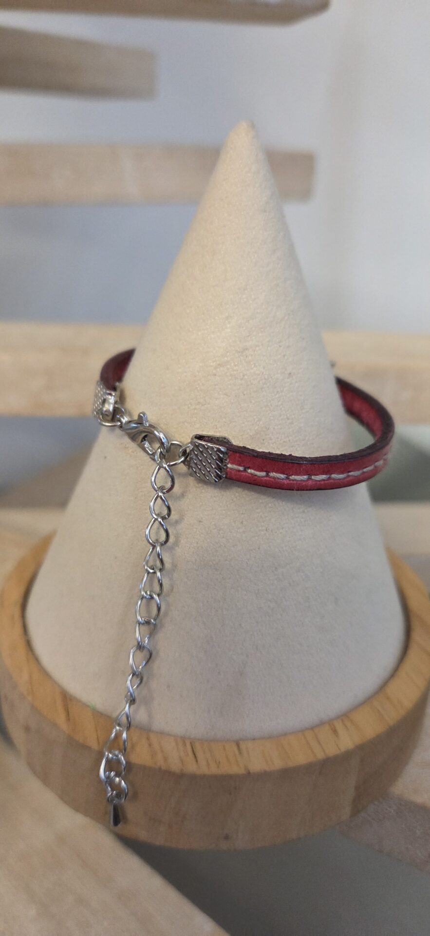 Bracelet enfant en cuir rose et soleil argenté