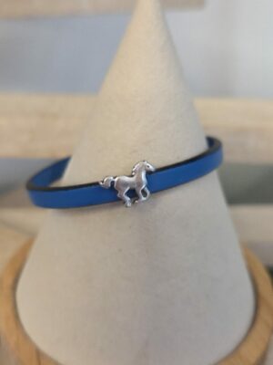Bracelet enfant en cuir bleu et son cheval argenté