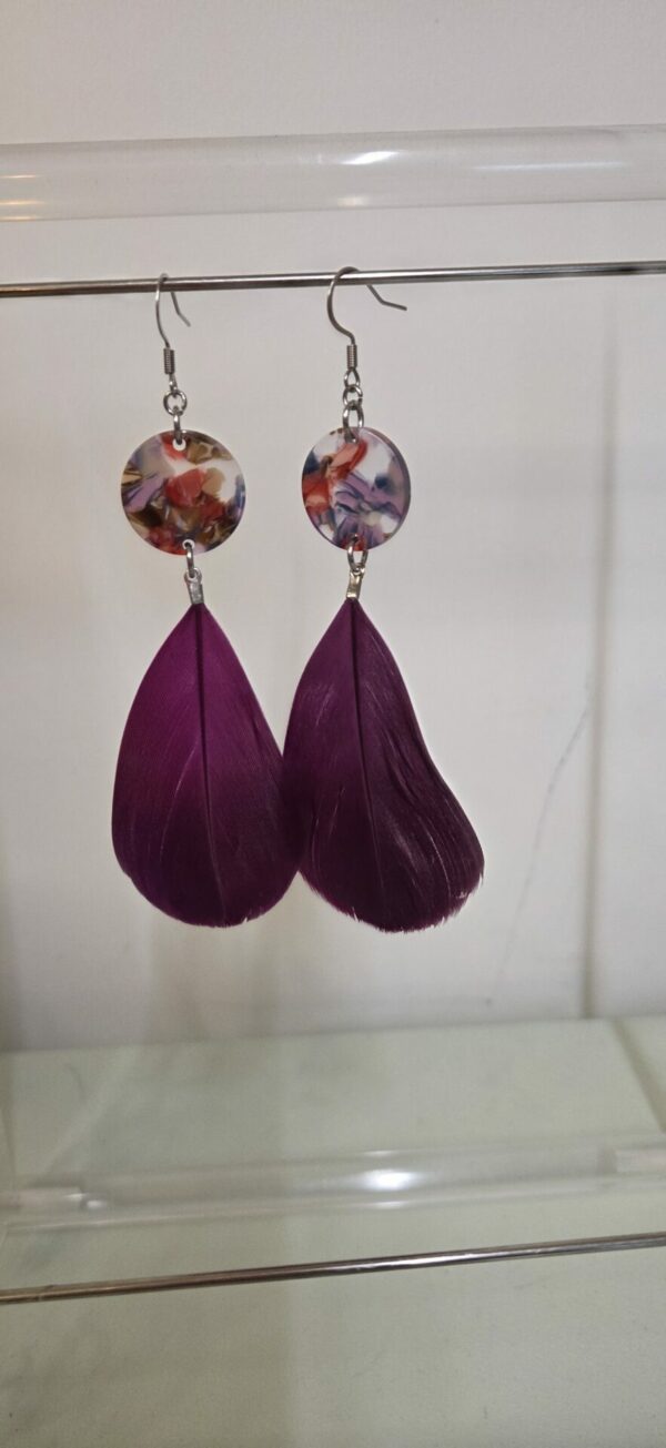 Boucles d'oreilles femme plume violette