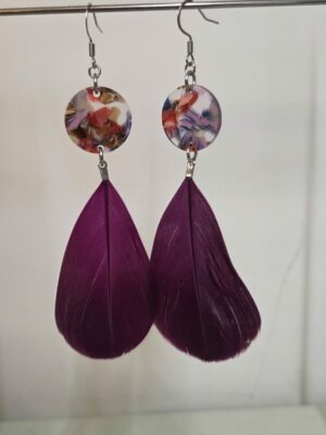 Boucles d'oreilles femme plume violette