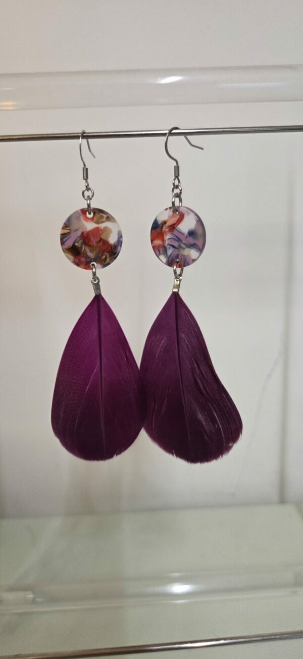 Boucles d'oreilles femme plume violette
