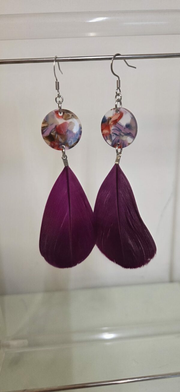 Boucles d'oreilles femme plume violette