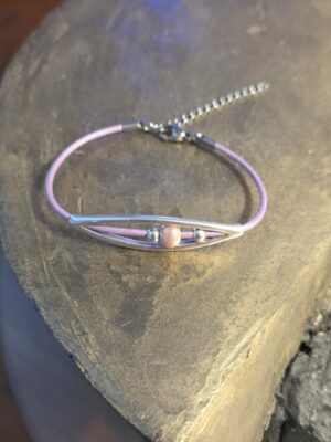 Bracelet femme cuir rond, passant ovale et perle céramique