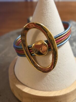 Bracelet femme en cuir rond 2mm et passants dorés