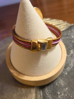 Bracelet femme en cuir rond 2mm et passants dorés