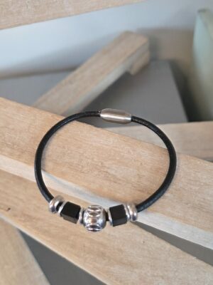 Bracelet homme en cuir noir, perles noires et argentées