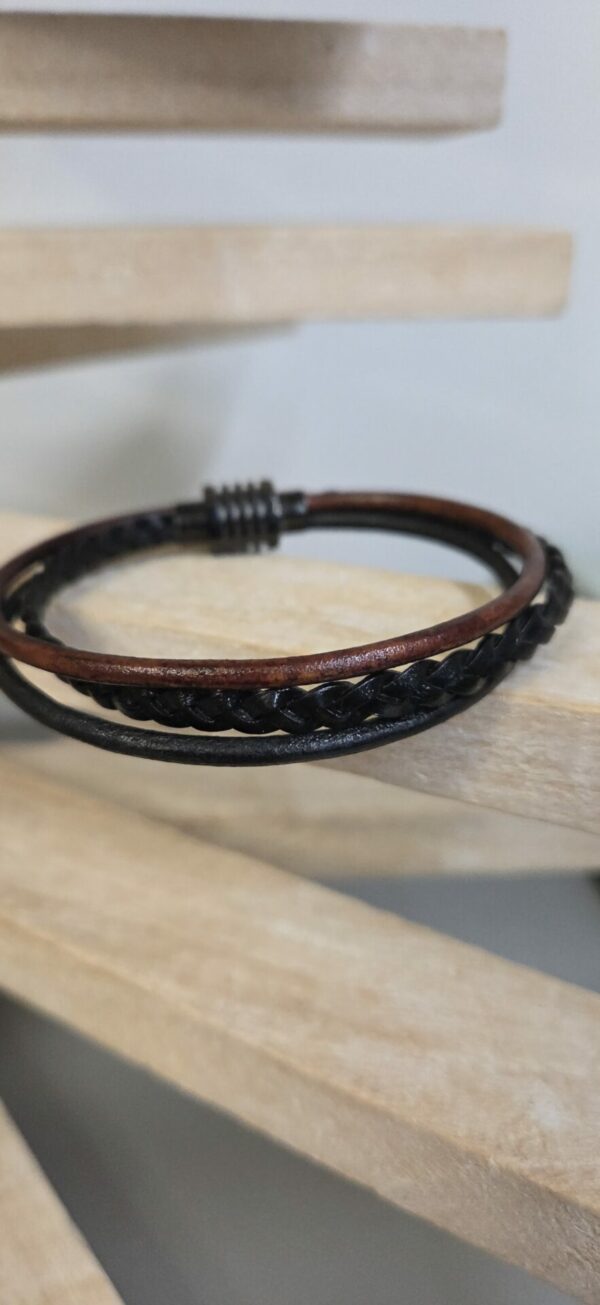 Bracelet homme en cuir rond noir et marron et plat noir