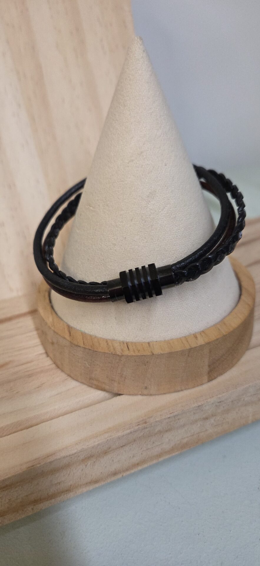 Bracelet homme en cuir rond noir et marron et plat noir