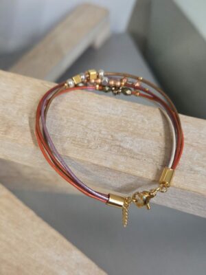 Bracelet Femme "L'Aventure Bohème" - Multi-Brins Fins & Mélange de Perles Métalliques – Image 3