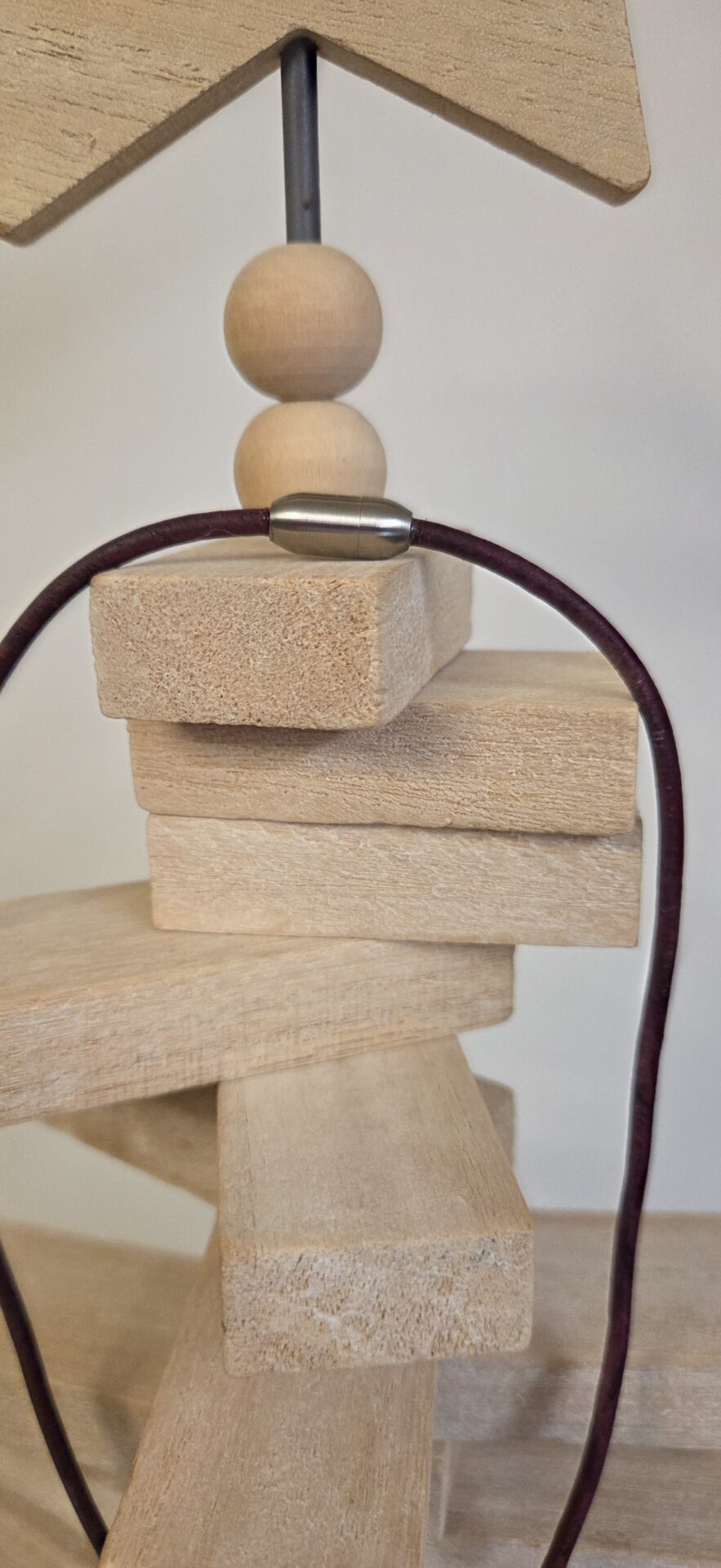 Collier sautoir cuir et perles argentées