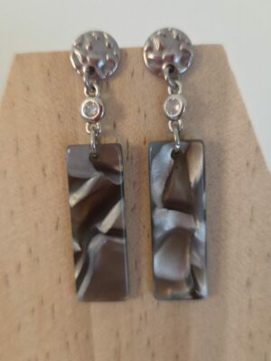 Boucles d'oreille femme pendentif acétate gris et passant verre