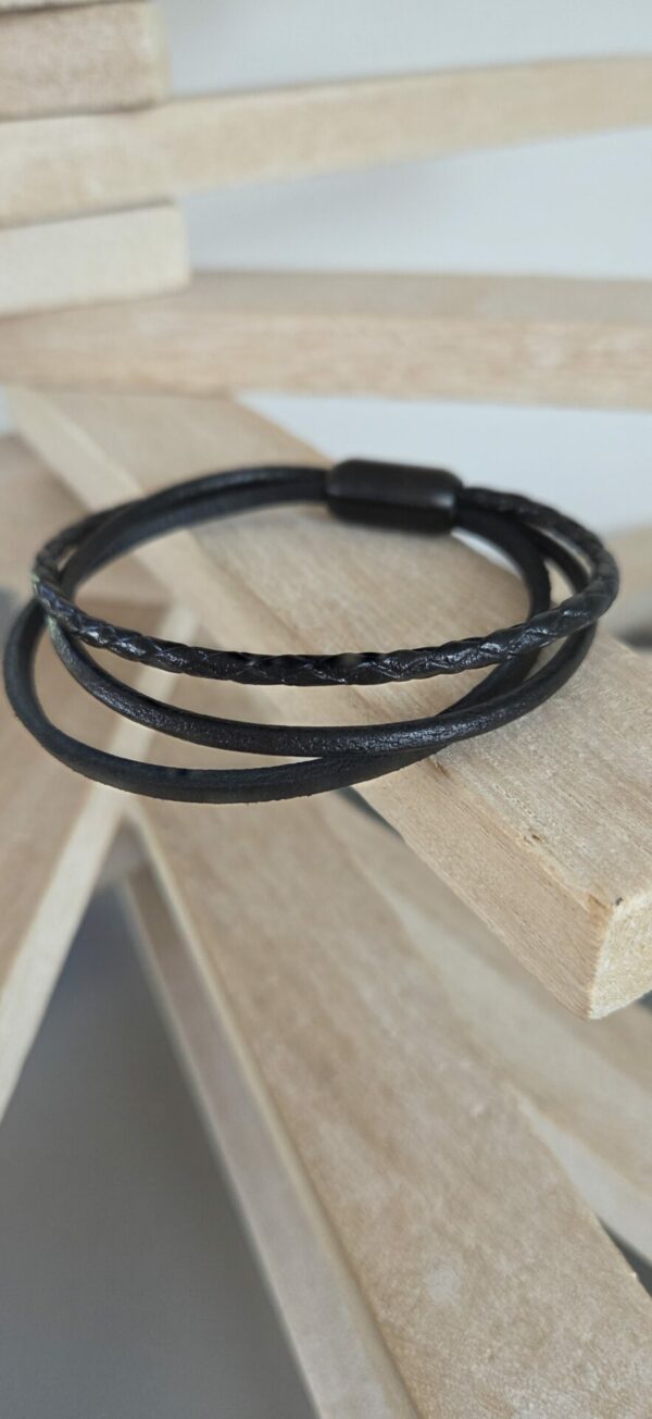 Bracelet homme trois cuirs noirs