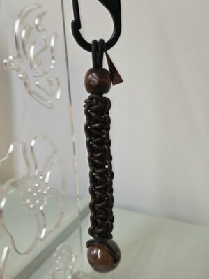 Porte-clés en macramé cuir marron et noir