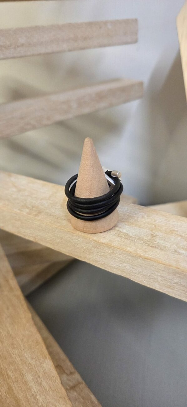 Bague femme cuir rond et passant losange argenté