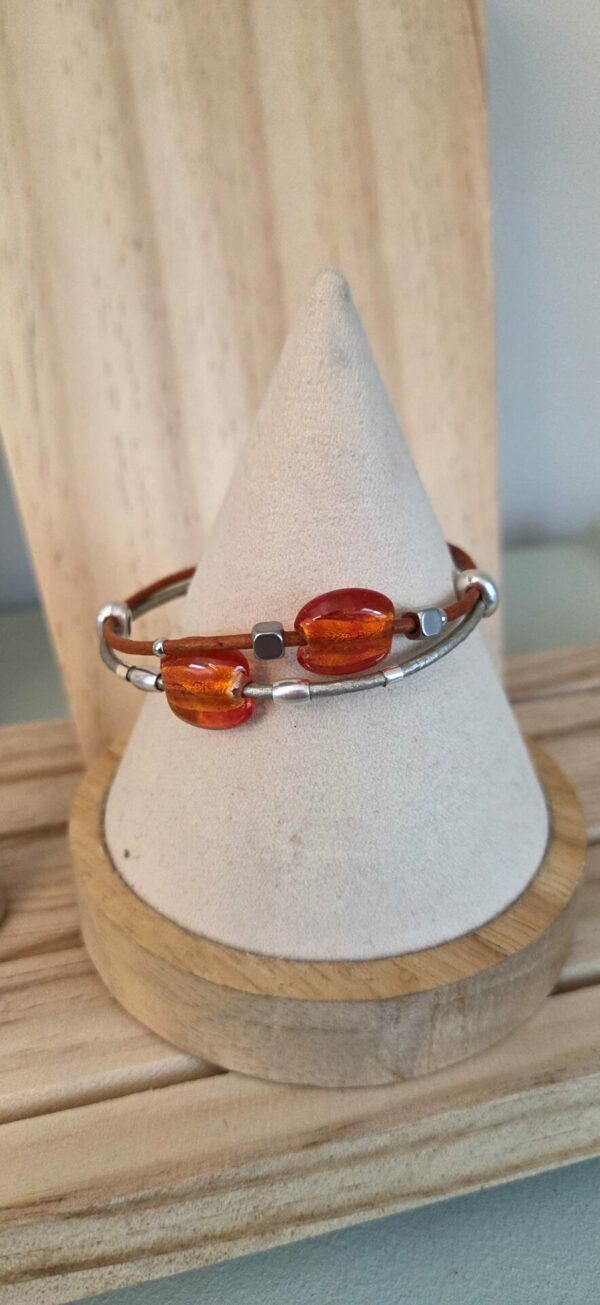 Bracelet femme cuir rond 2mm orange et gris, perles verres orange