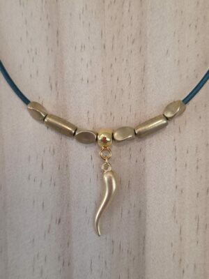 Collier "Il Corno" – Turquoise & Éclat Doré – Image 2