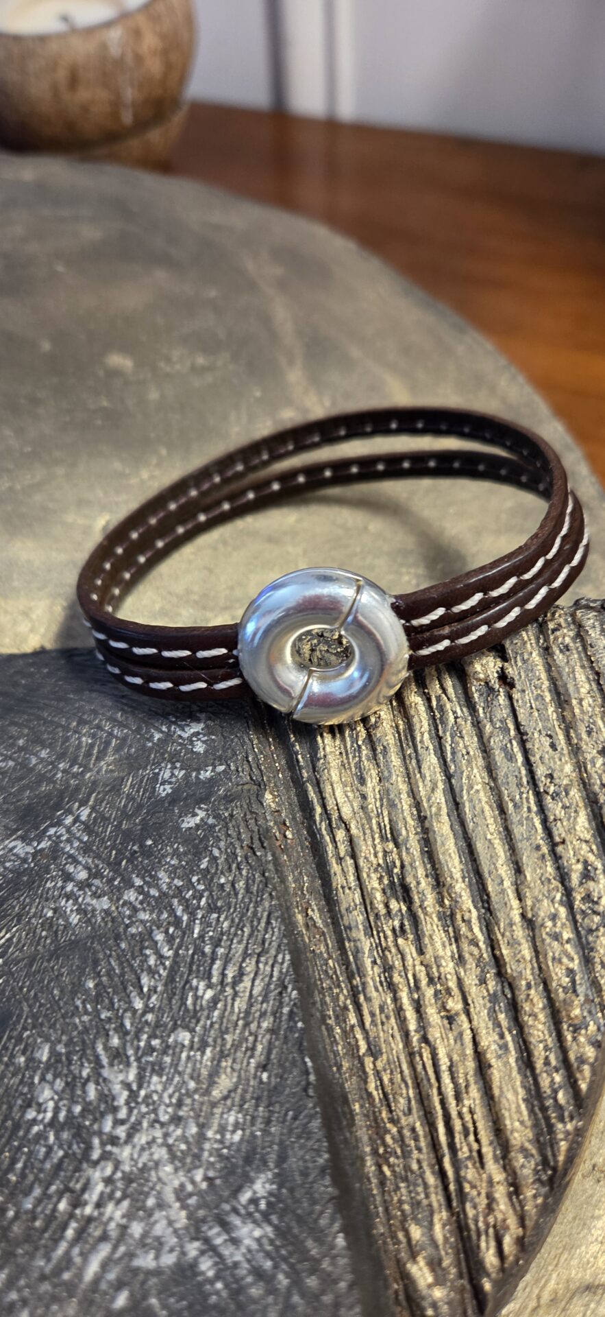 Bracelet homme cuir marron et fermoir bouée