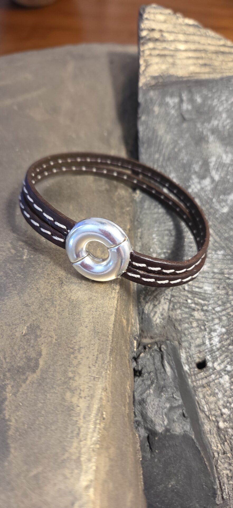 Bracelet homme cuir marron et fermoir bouée