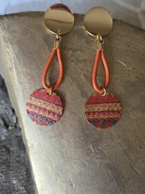 Boucles d'oreille femme cuir rond orange et pastille orangée