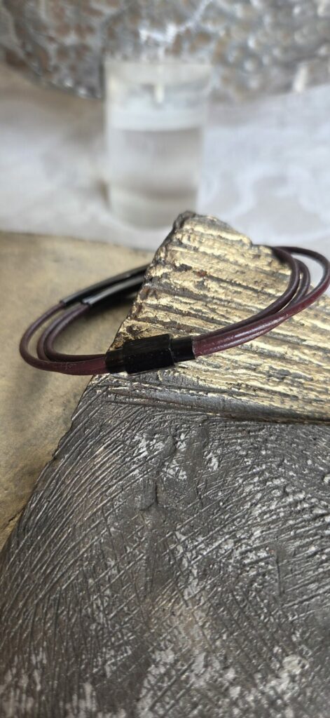 Bracelet homme cuir rond 2 marron acajou et tubes noirs