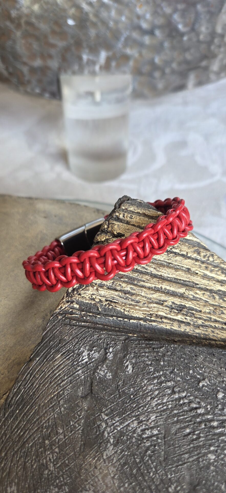 Bracelet cuir rond rouge tressé macramé