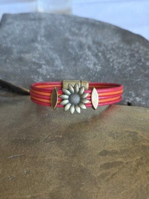 Bracelet femme cuir rond orange et rouge fleur et passants bronze