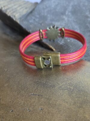 Bracelet femme cuir rond orange et rouge fleur et passants bronze