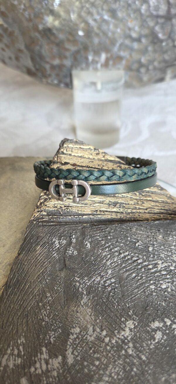 Bracelet hommem cuir vert tressé et plat passant argenté