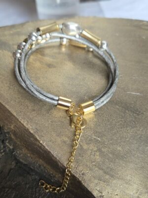bracelet femme cuir rond gris et ses passants argent et doré