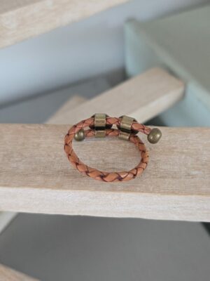 Bague homme cuir rond tressé et passants bronze