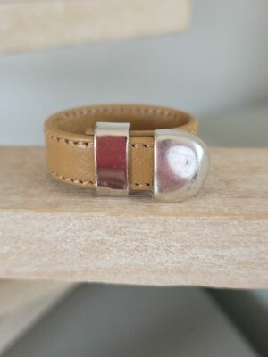 Bague Homme Ajustable — Cuir Camel & Apprêts Argentés – Image 4