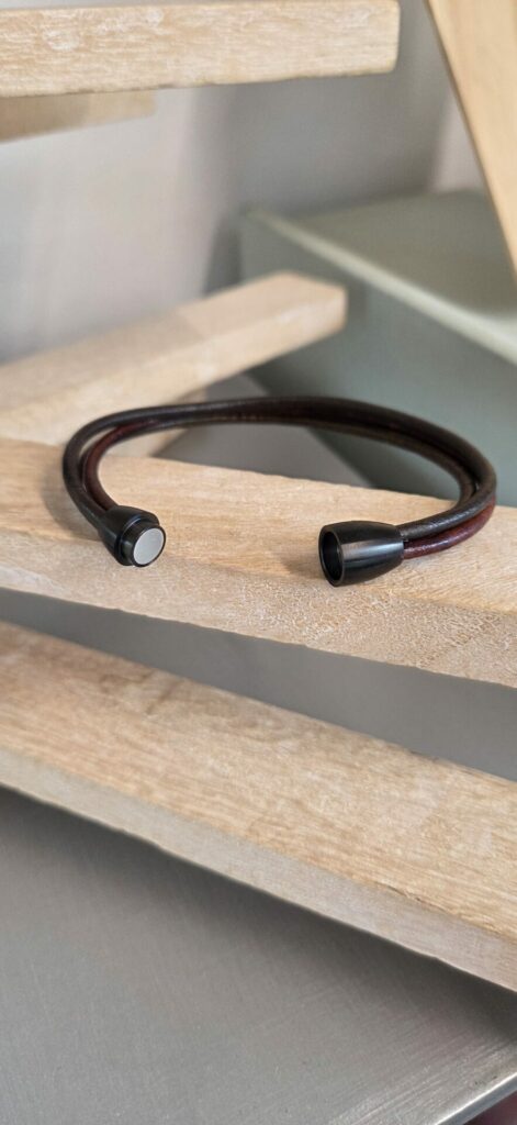 Bracelet homme trois cuirs ronds marrons
