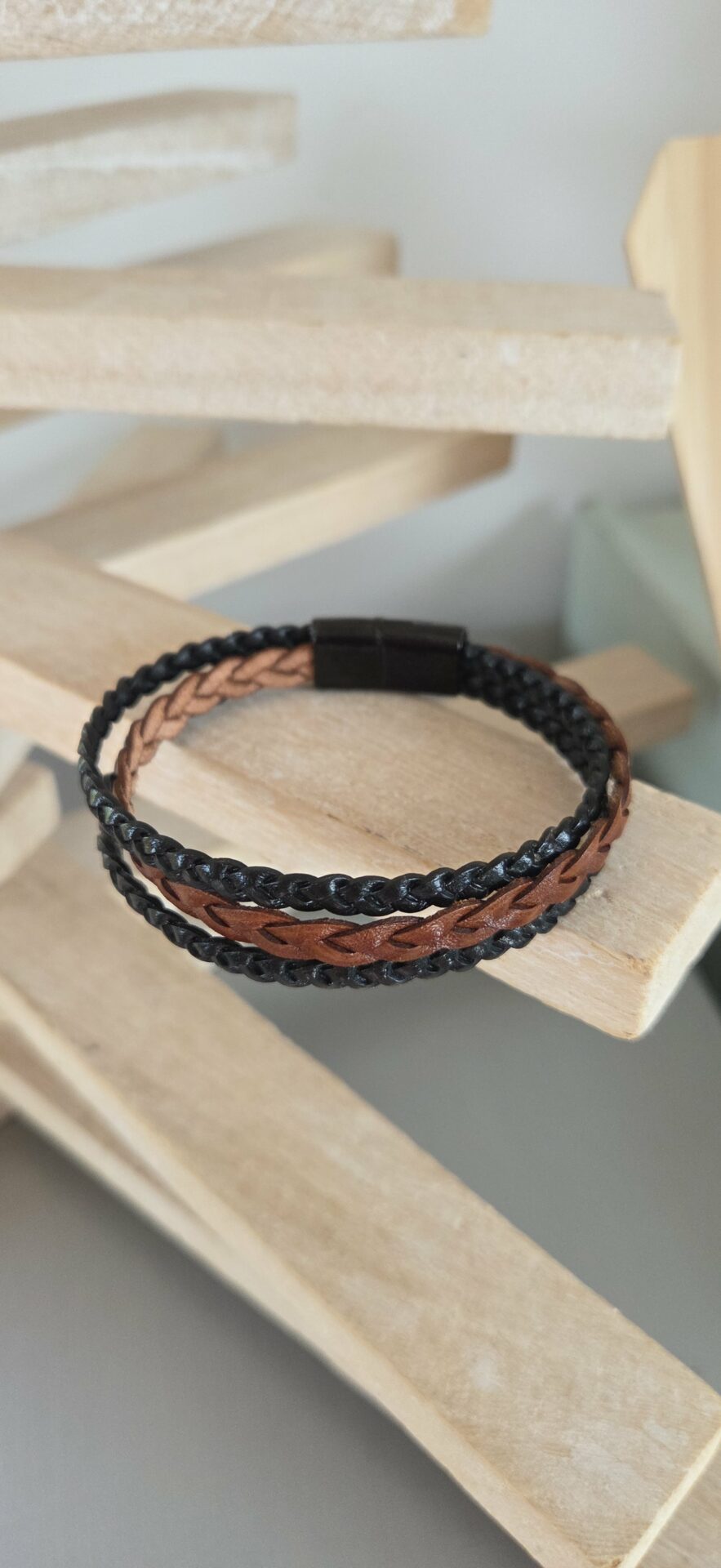 bracelet homme cuir plat tressé camel et noir