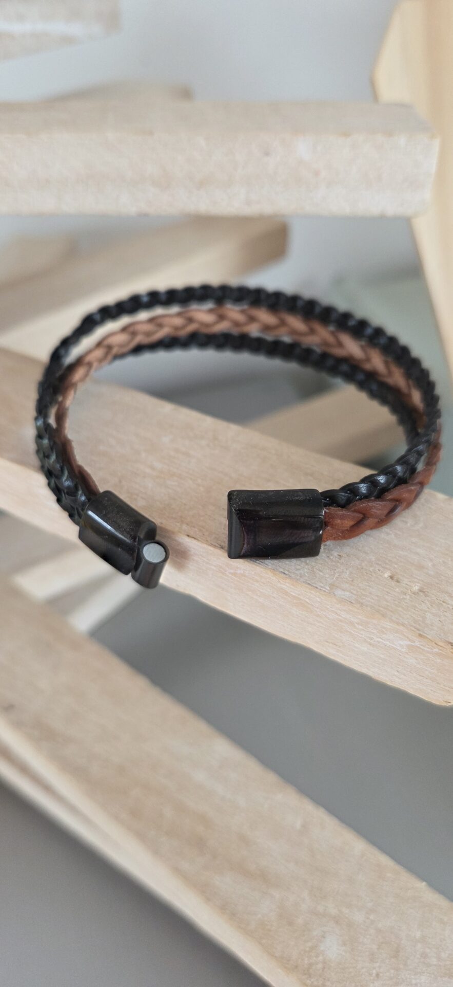 bracelet homme cuir plat tressé camel et noir