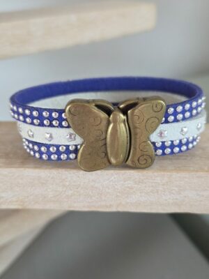 Bracelet enfant en suédine, fermoir papillon