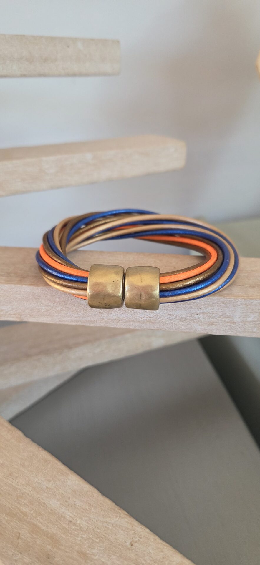 Bracelet femme 16 cuirs ronds 2mm