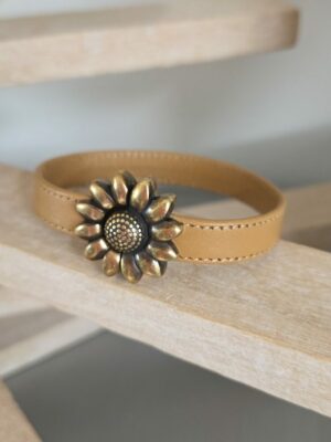 Bracelet femme cuir souple camel et fermoir marguerite bronze