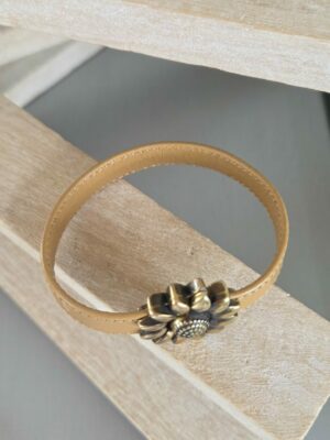 Bracelet femme cuir souple camel et fermoir marguerite bronze