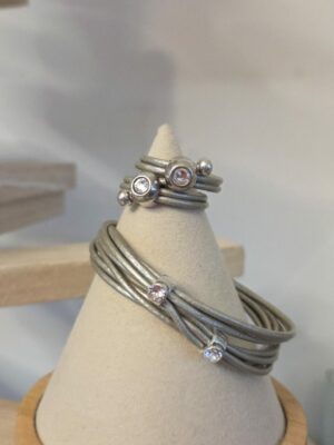 Bracelet et bague femme cuir rond argent et passants Swarovski