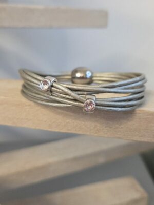 Bracelet femme cuir rond argent et passants Swarovski